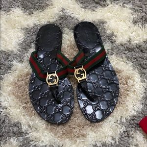 Authentic gucci thong web sandal